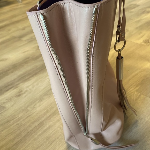 Laurel Purse - Large Tote Bag - Blush Pink and Purple Interior - Picture 7 of 15